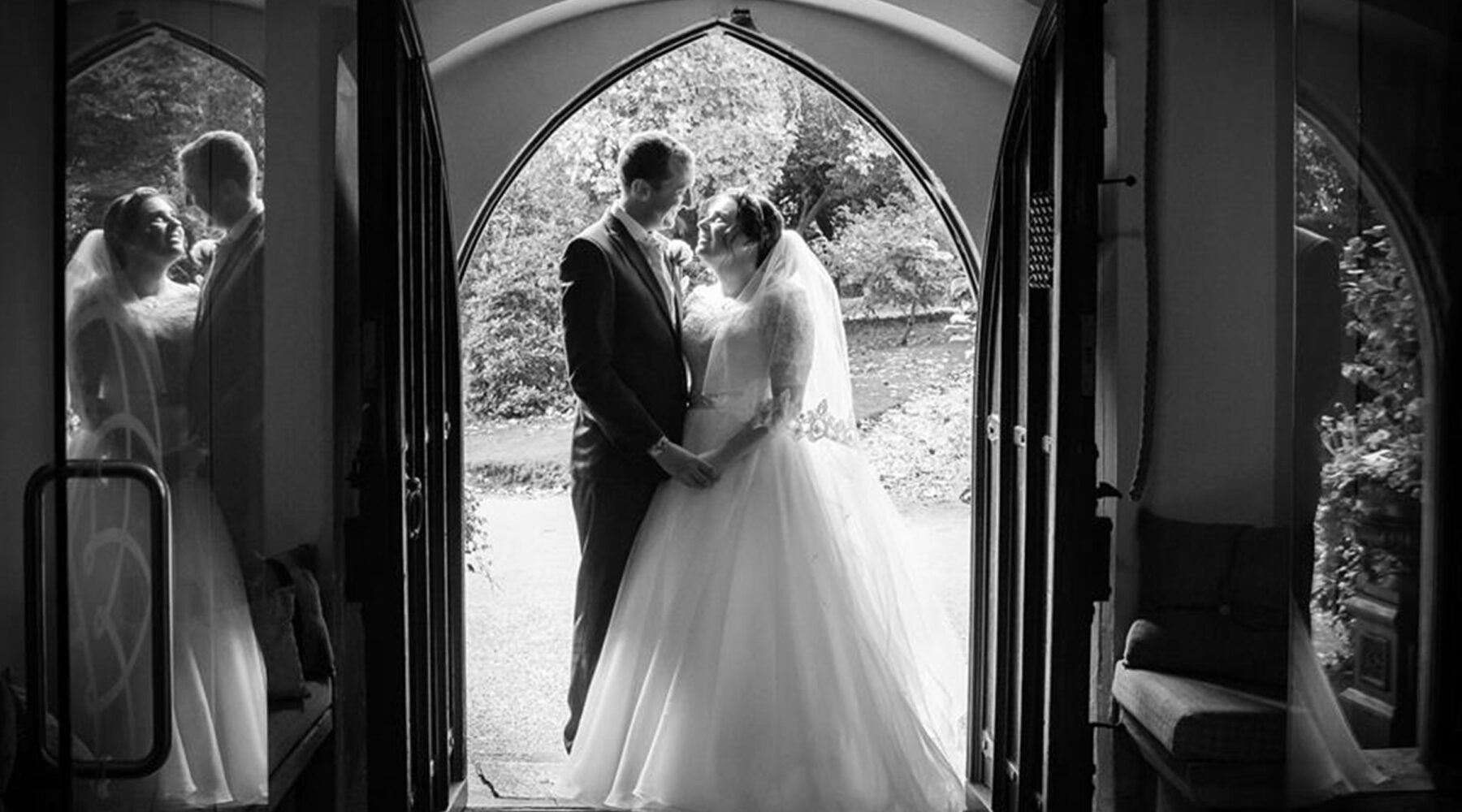 Real Weddings In Cornwall Sophie And Rob At The Alverton Truro